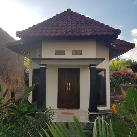 Mahkota Atia Bungallow Praya Esterno foto